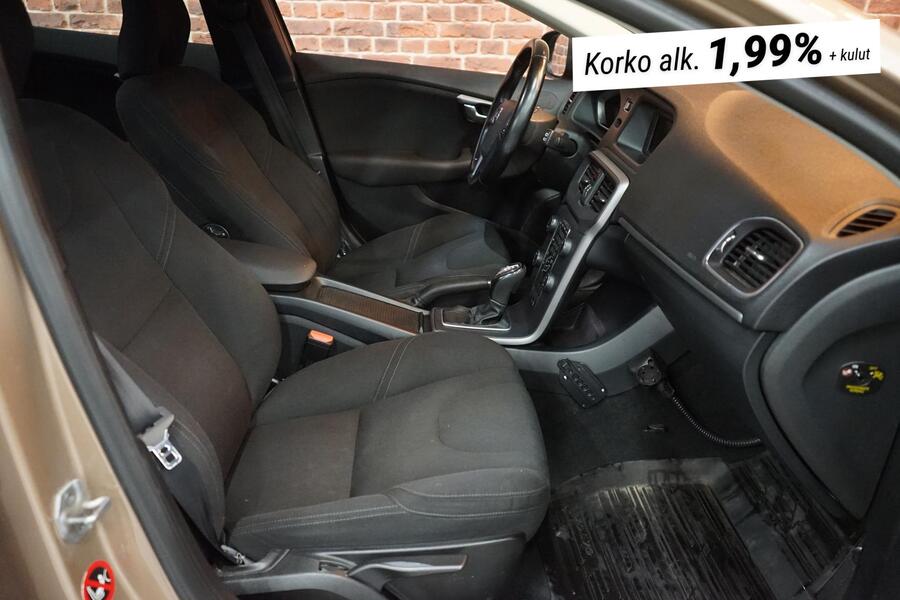 Volvo V40 vaihtoauto