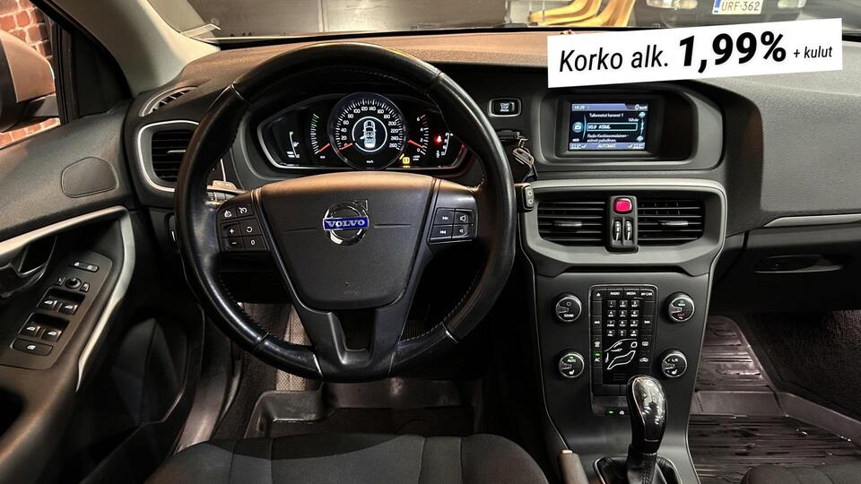 Volvo V40 vaihtoauto