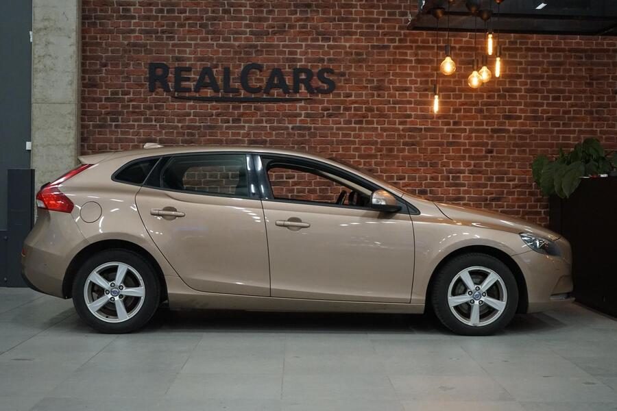 Volvo V40 vaihtoauto