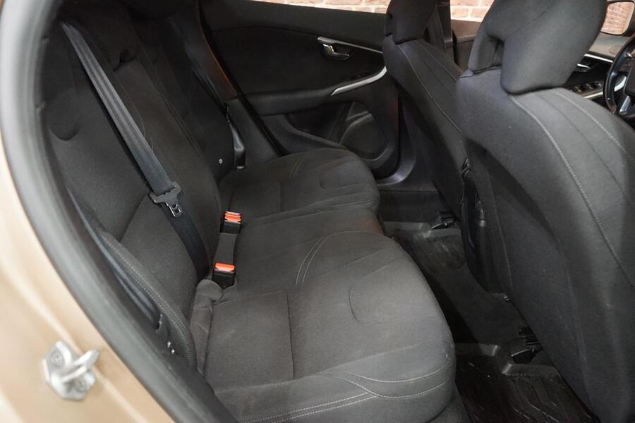 Volvo V40 vaihtoauto