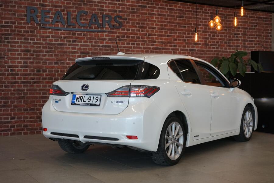 Lexus CT vaihtoauto