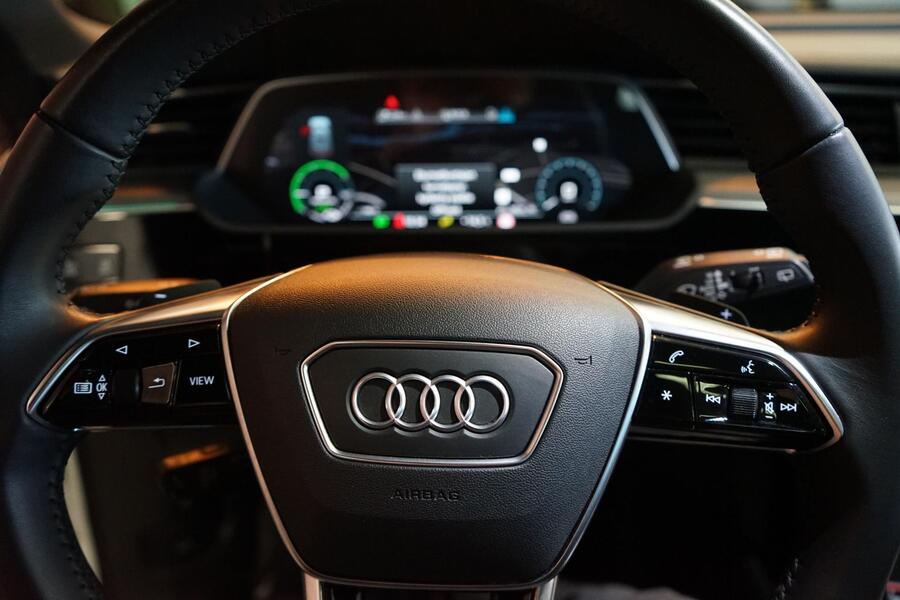 Audi e-tron vaihtoauto