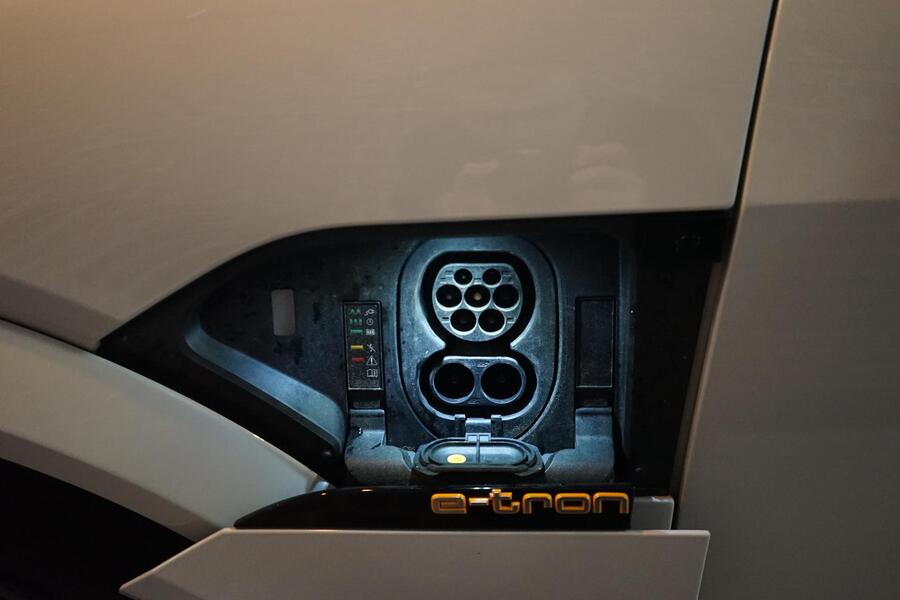 Audi e-tron vaihtoauto