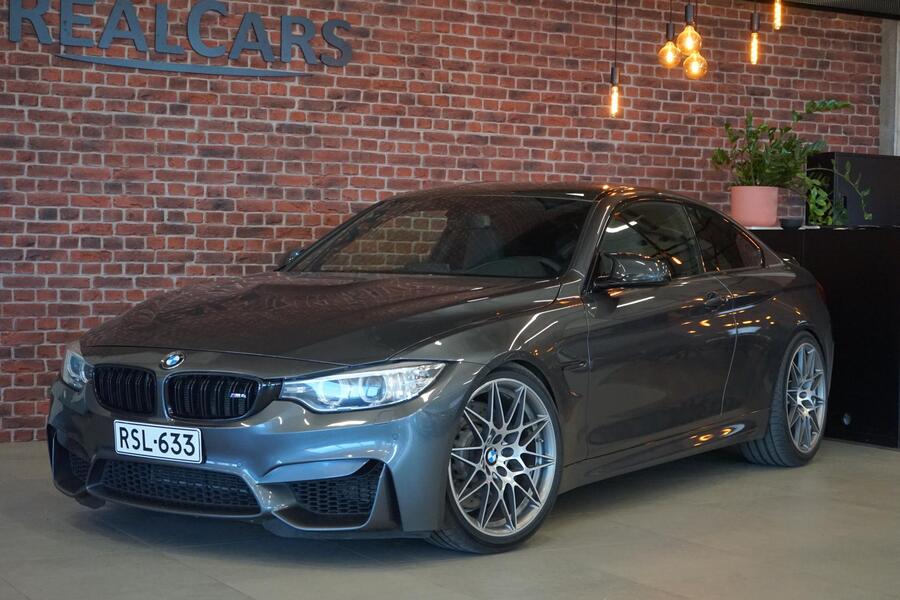 BMW M4 vaihtoauto