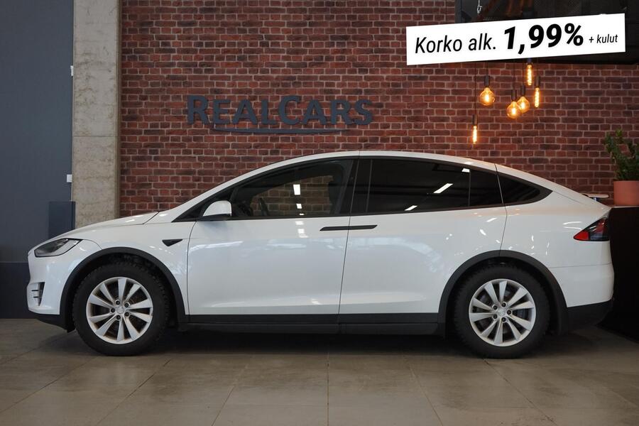 Tesla Model X vaihtoauto