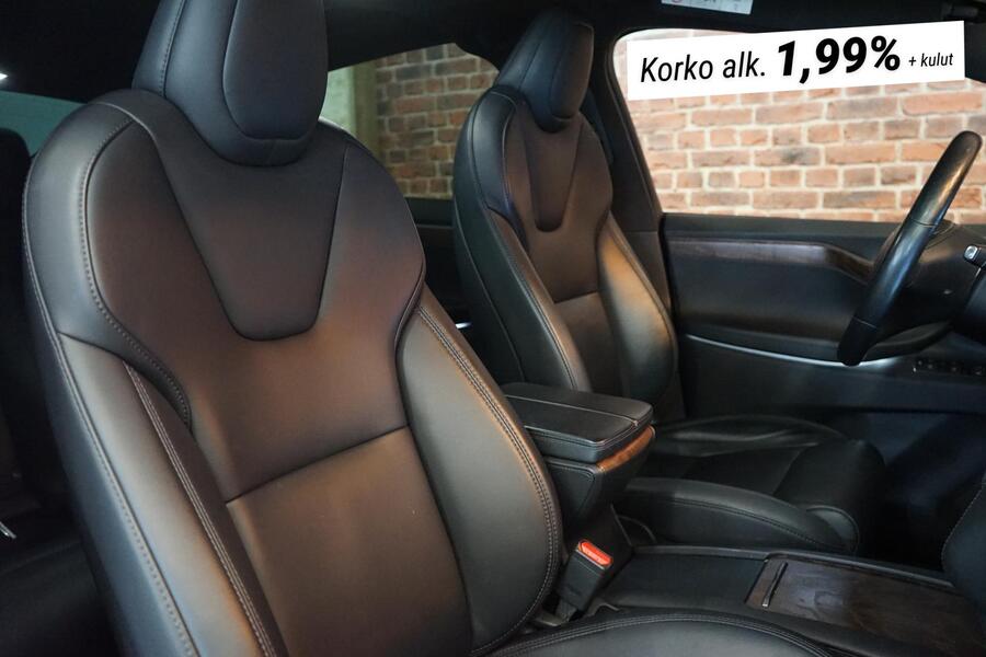 Tesla Model X vaihtoauto