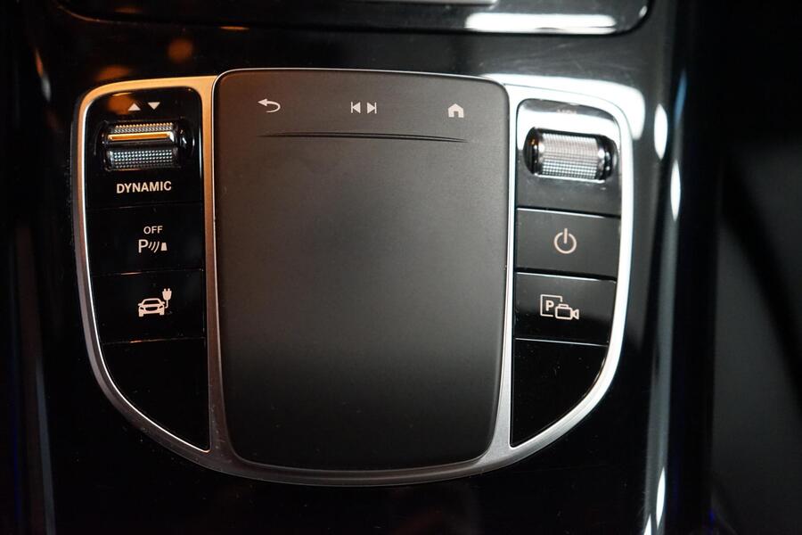 Mercedes-Benz EQC vaihtoauto