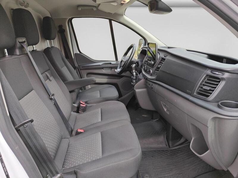 Ford Transit Custom vaihtoauto