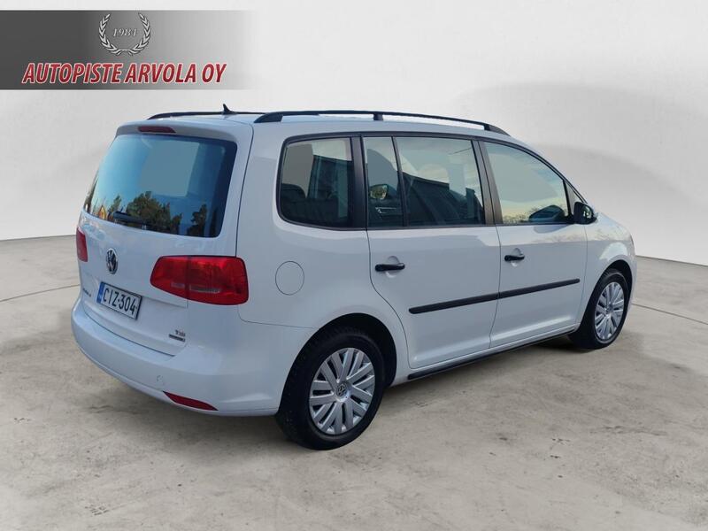 Volkswagen Touran vaihtoauto