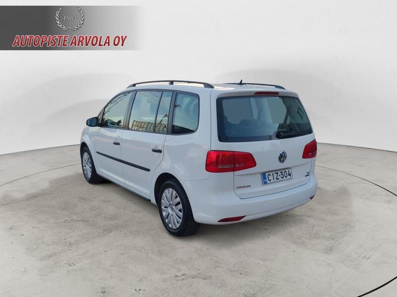 Volkswagen Touran vaihtoauto