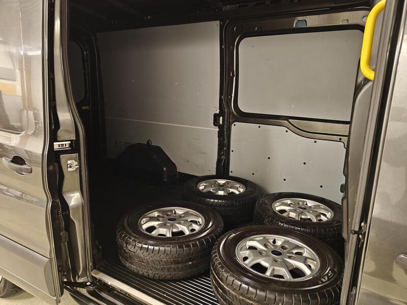 Ford Transit vaihtoauto