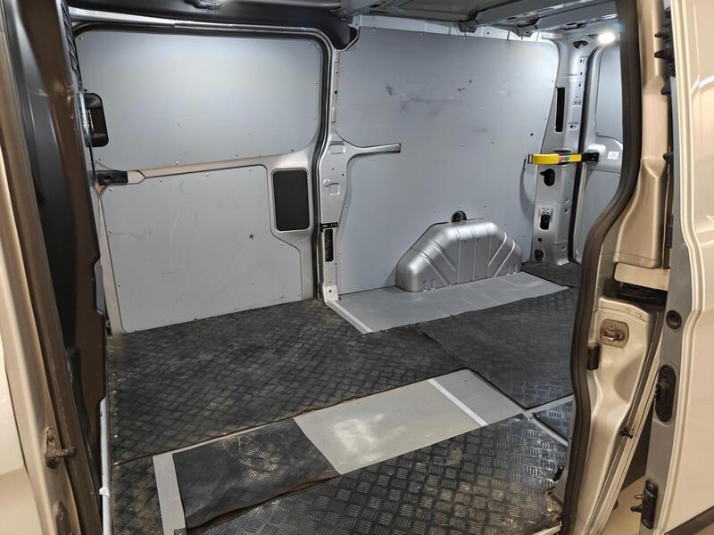 Ford Transit Custom vaihtoauto