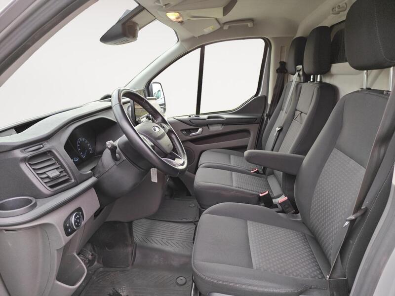 Ford Transit Custom vaihtoauto
