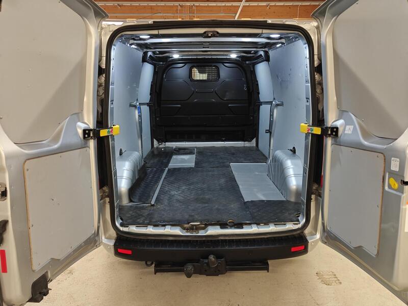 Ford Transit Custom vaihtoauto