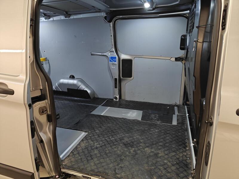 Ford Transit Custom vaihtoauto