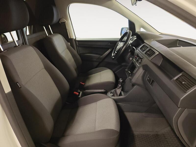 Volkswagen Caddy Maxi vaihtoauto