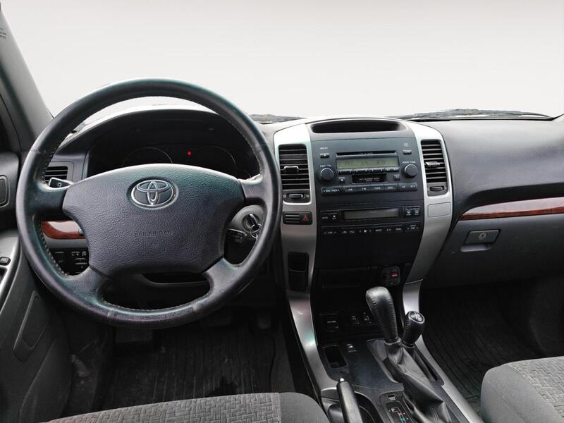 Toyota Land Cruiser vaihtoauto