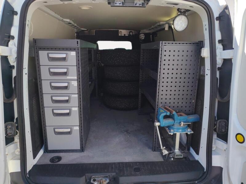 Ford Transit Connect vaihtoauto