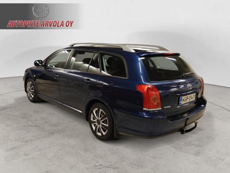 Toyota Avensis vaihtoauto