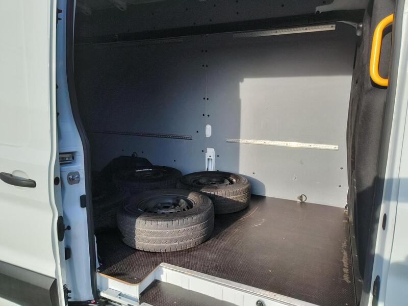 Ford Transit vaihtoauto