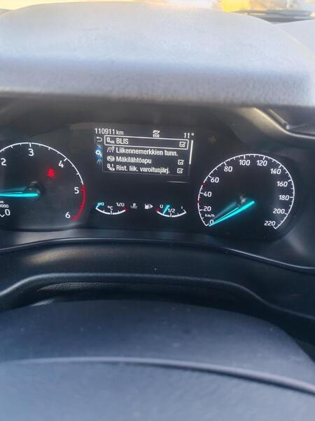 Ford Transit Connect vaihtoauto