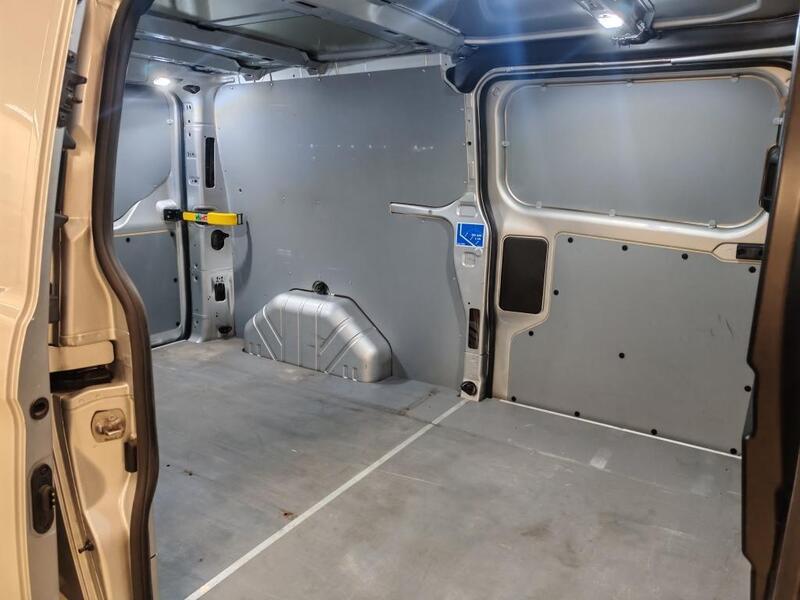 Ford Transit Custom vaihtoauto