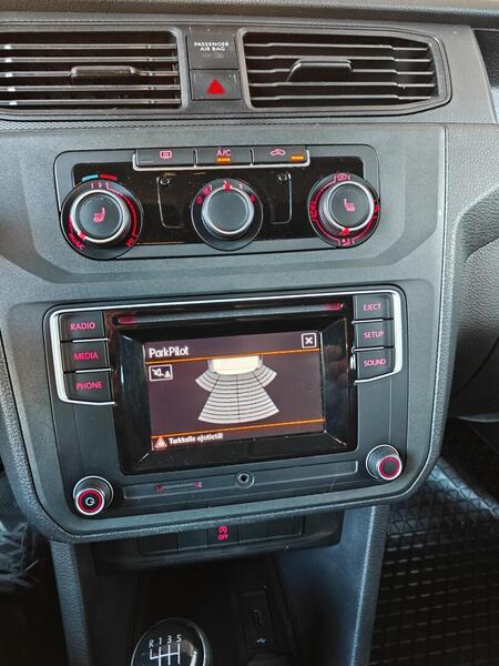 Volkswagen Caddy Maxi vaihtoauto