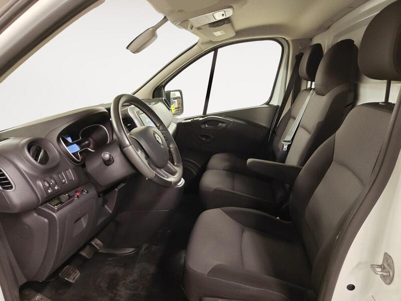 Renault Trafic vaihtoauto