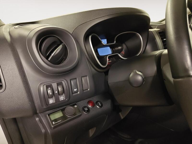 Renault Trafic vaihtoauto