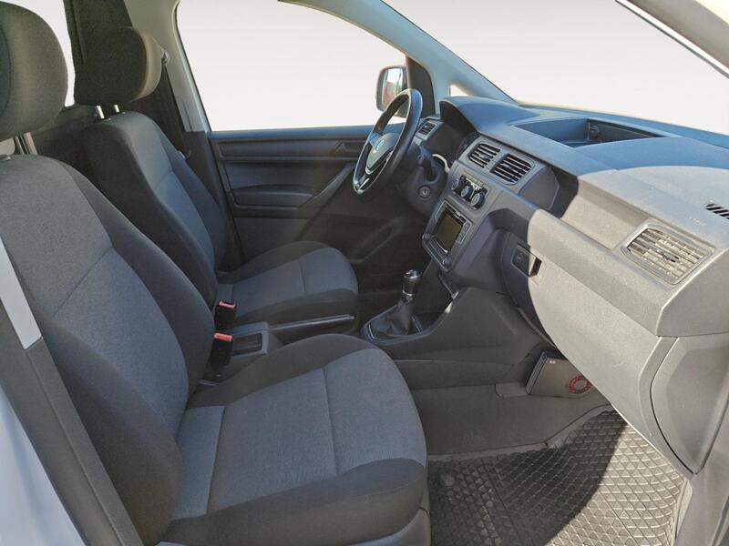 Volkswagen Caddy Maxi vaihtoauto