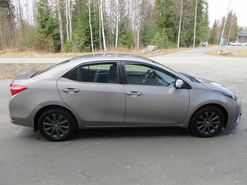 Toyota Corolla vaihtoauto
