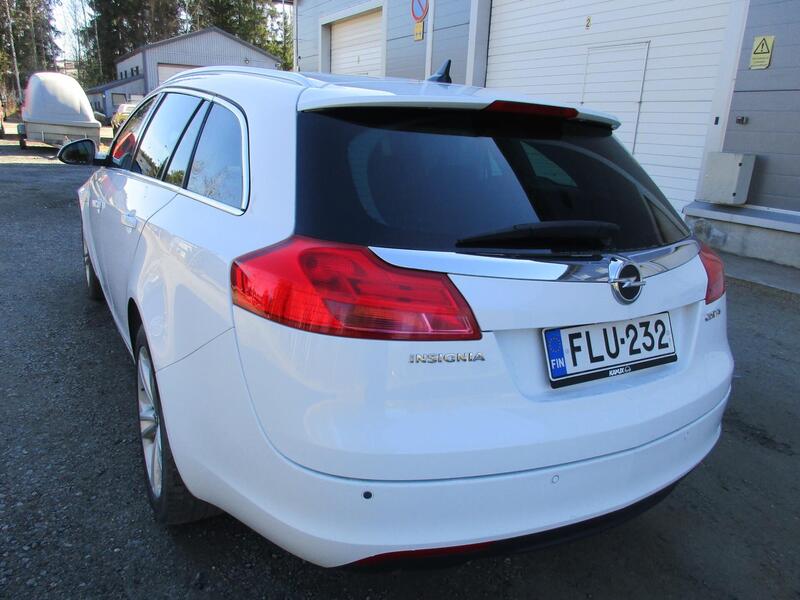 Opel Insignia vaihtoauto