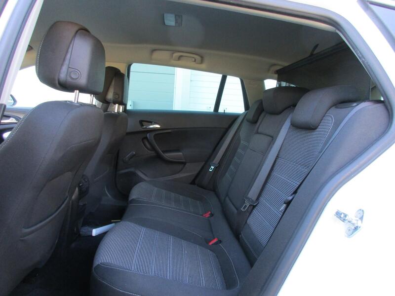 Opel Insignia vaihtoauto