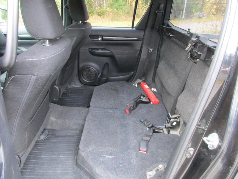 Toyota Hilux vaihtoauto