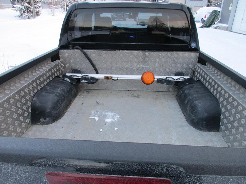 Toyota Hilux vaihtoauto