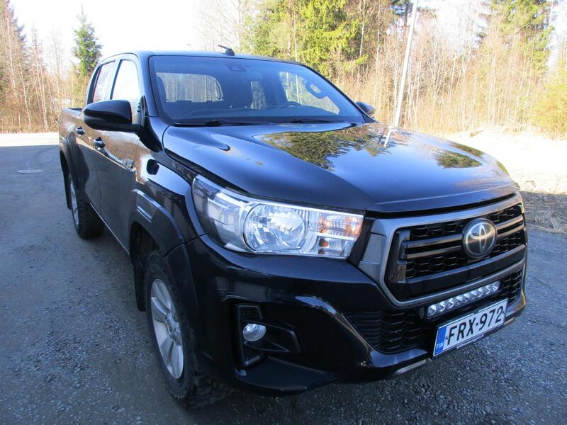 Toyota Hilux vaihtoauto