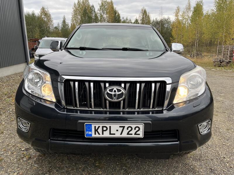 Toyota Land Cruiser vaihtoauto