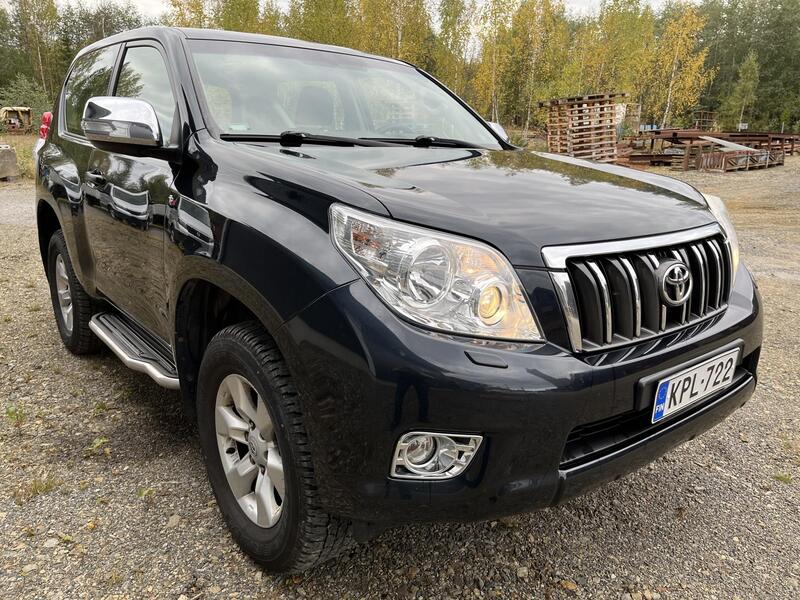 Toyota Land Cruiser vaihtoauto