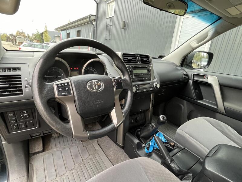 Toyota Land Cruiser vaihtoauto