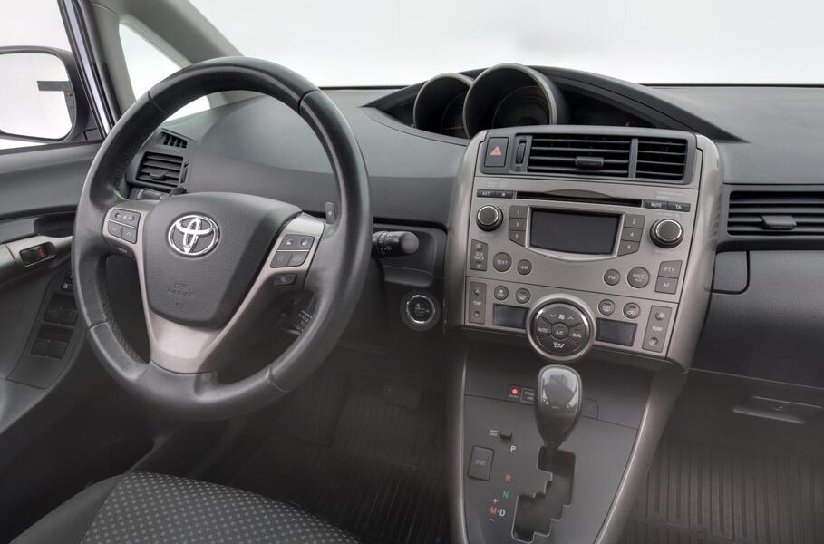 Toyota Verso vaihtoauto