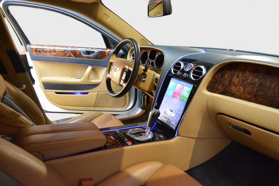 Bentley Flying Spur vaihtoauto