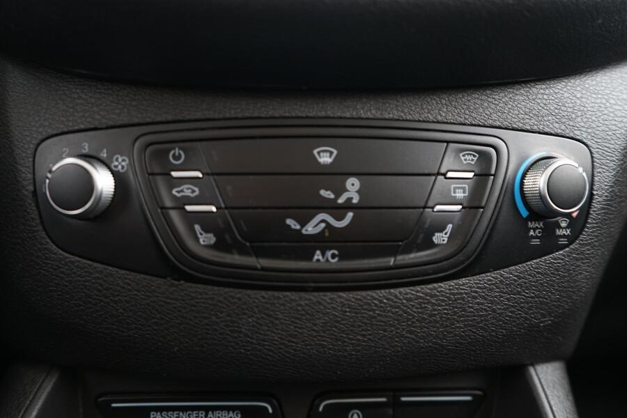 Ford Transit Courier vaihtoauto