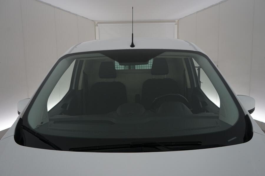 Ford Transit Courier vaihtoauto