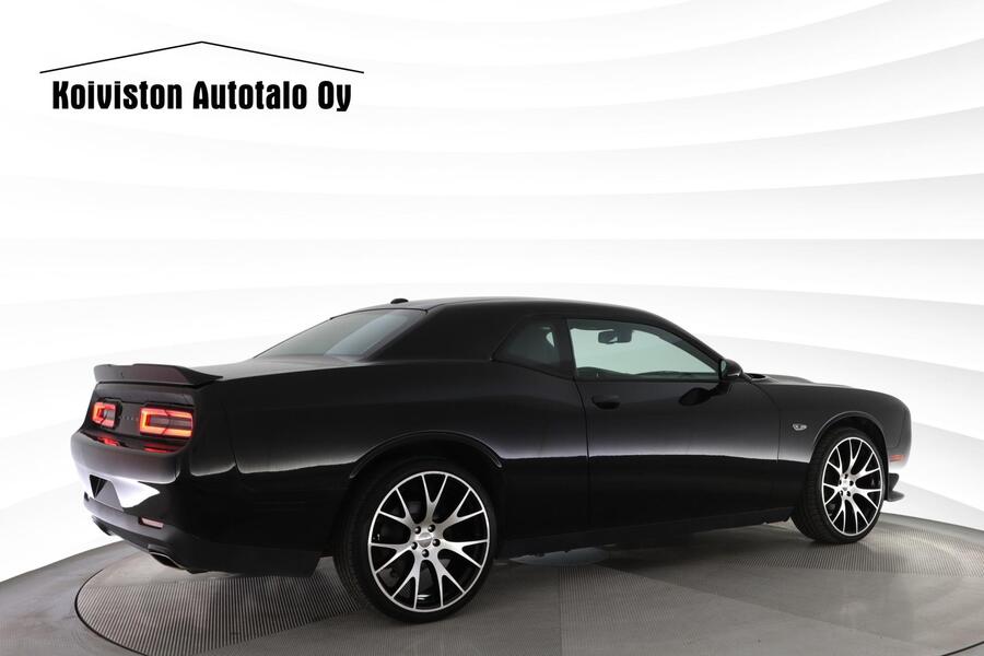 Dodge Challenger vaihtoauto