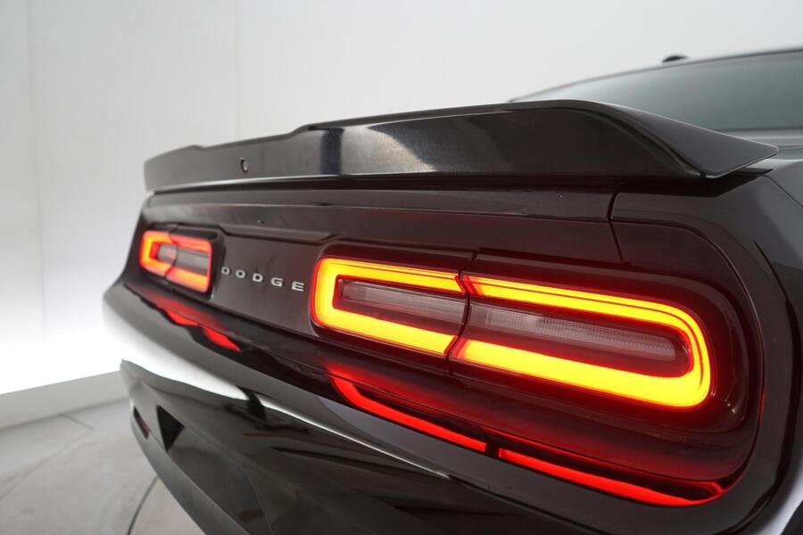 Dodge Challenger vaihtoauto