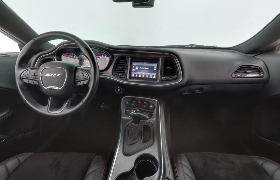 Dodge Challenger vaihtoauto