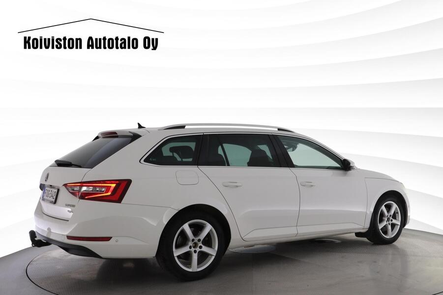 Skoda Superb vaihtoauto