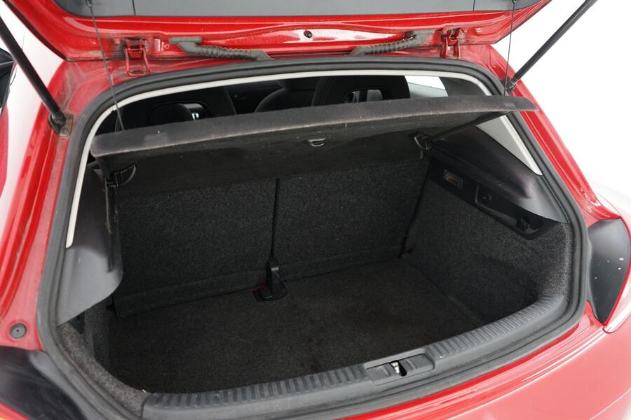 Volkswagen Scirocco vaihtoauto