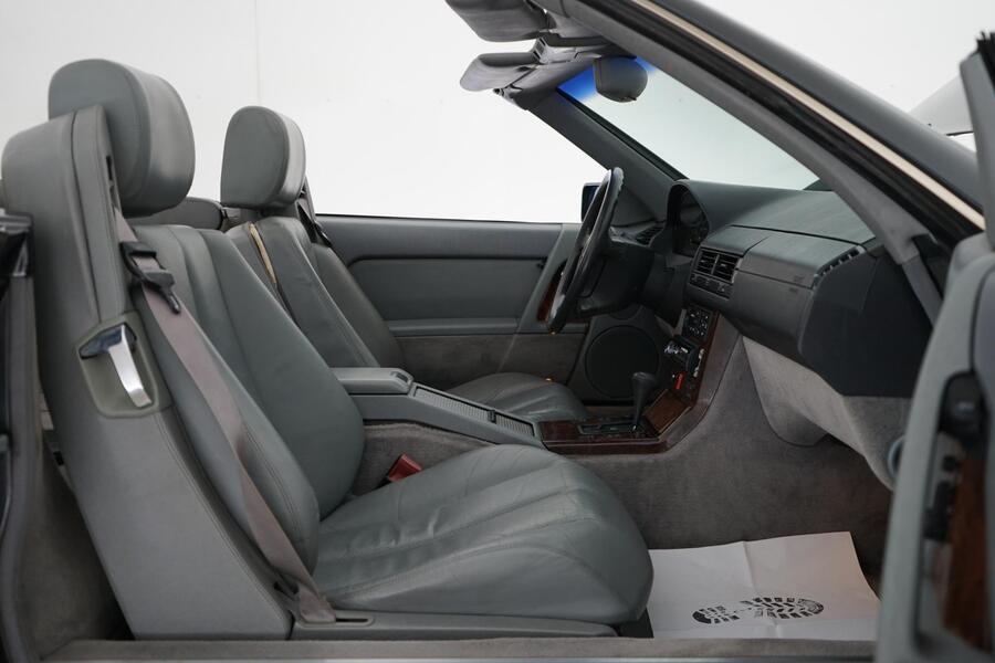 Mercedes-Benz SL vaihtoauto