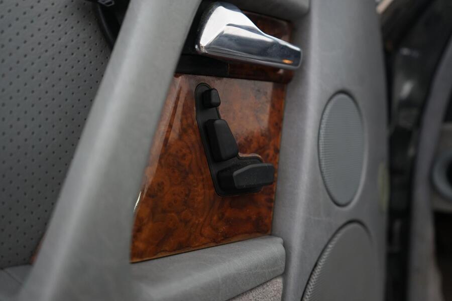 Mercedes-Benz SL vaihtoauto